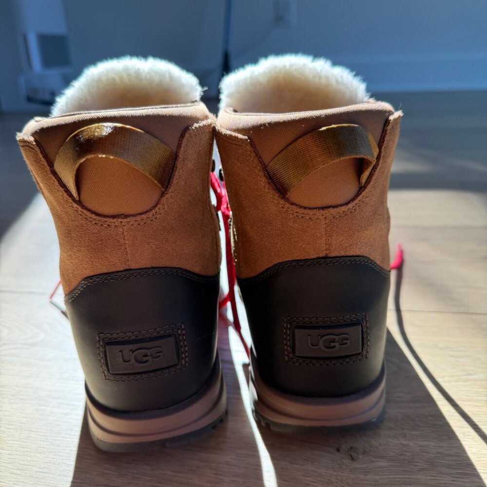 UGG DRY TECH VIBRANT (SIZE 6) - Picture 5 of 6